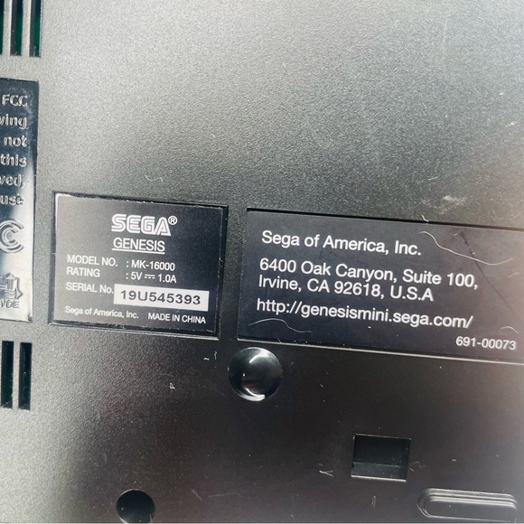 Sega Genesis Mini  Genesis gaming console with controllers Christmas gift gamer - Picture 8 of 13